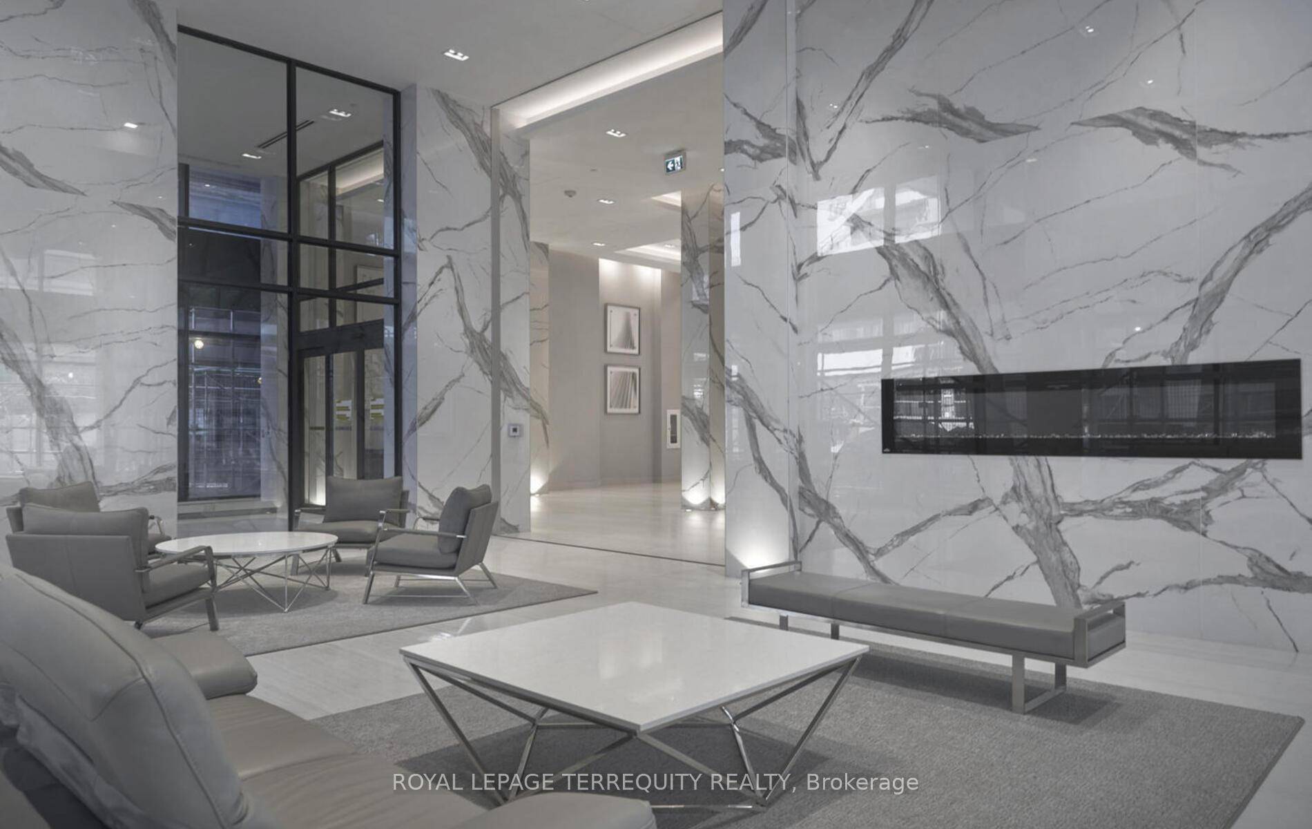Bright and Spacious 01 Bedroom plus Den unit with huge balcony, facing the Lake, Marina, and Park at the EAU DU SOLEIL Building, peaceful, serene, resort style living, with awesome ...