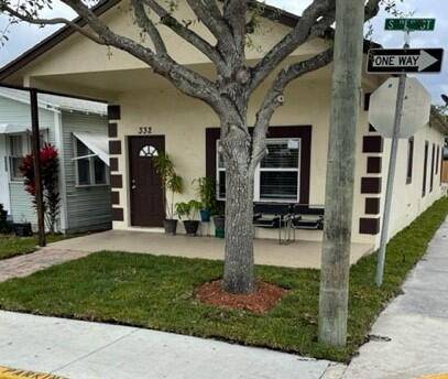 Freshly painted and move in ready newer 3 bedrooms 1 bathroom with double bathroom vanity.