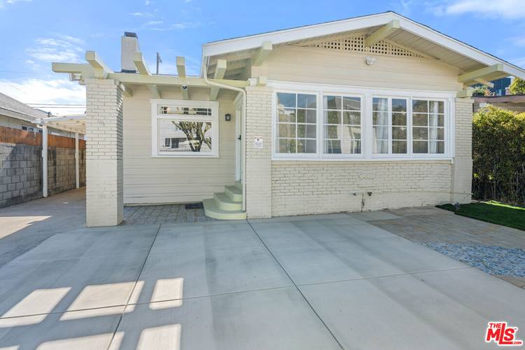 607 N Gramercy Pl 4BR Mid Wilshire La
