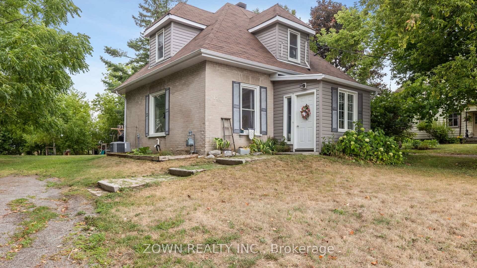 Welcome to this amazing detached home, where comfort, character, and convenience come together in a charming 1 storey home nestled on a generously sized 74 x 256 ft lot.