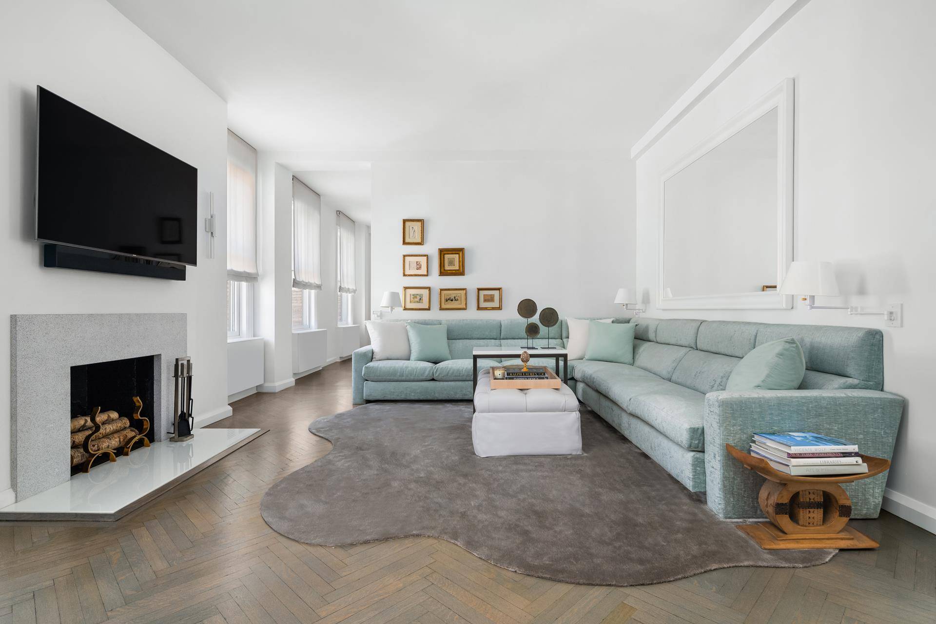 Distinguished Penthouse on Park Avenue !