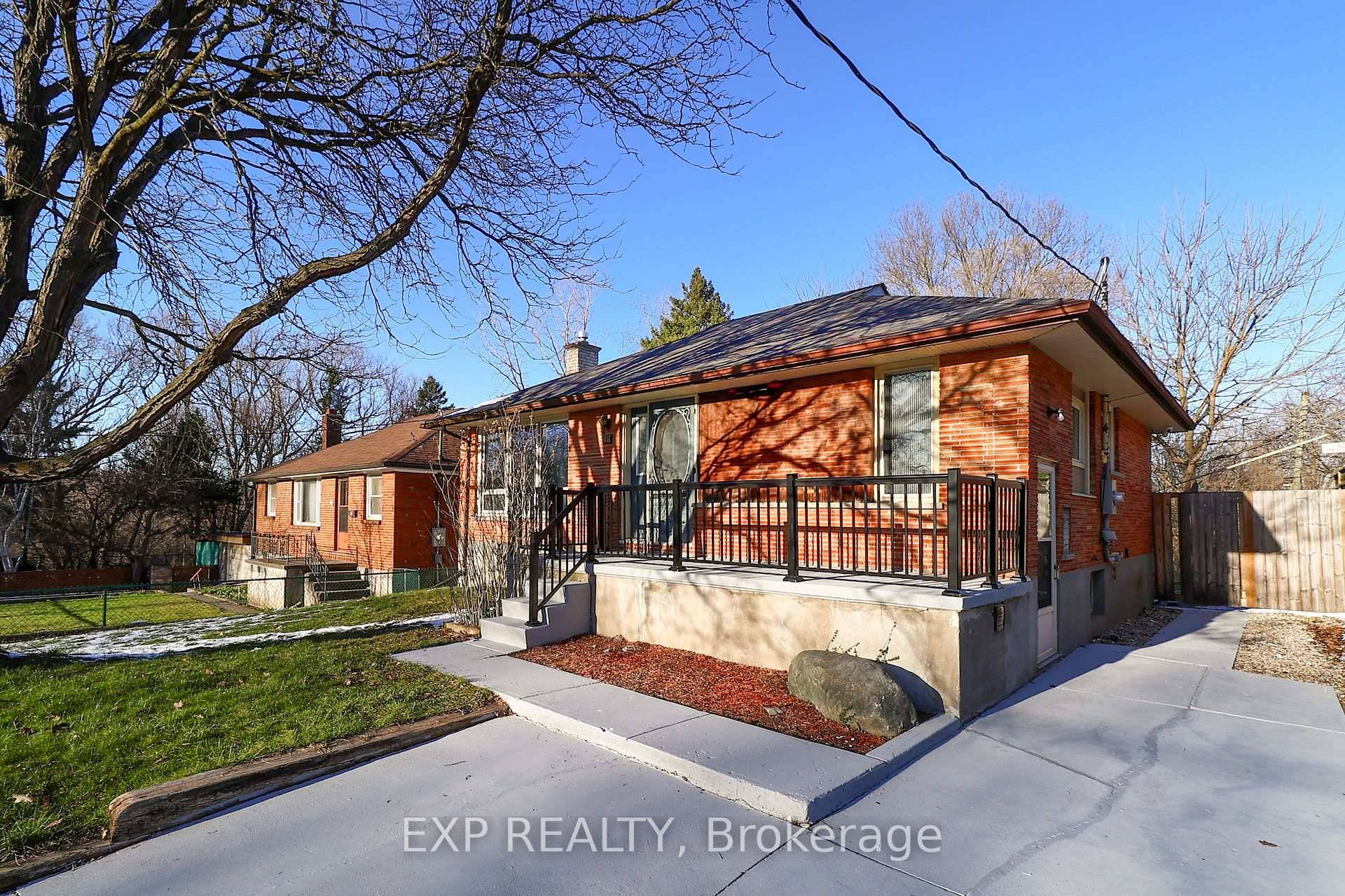 Property is vacant and easy to show.
