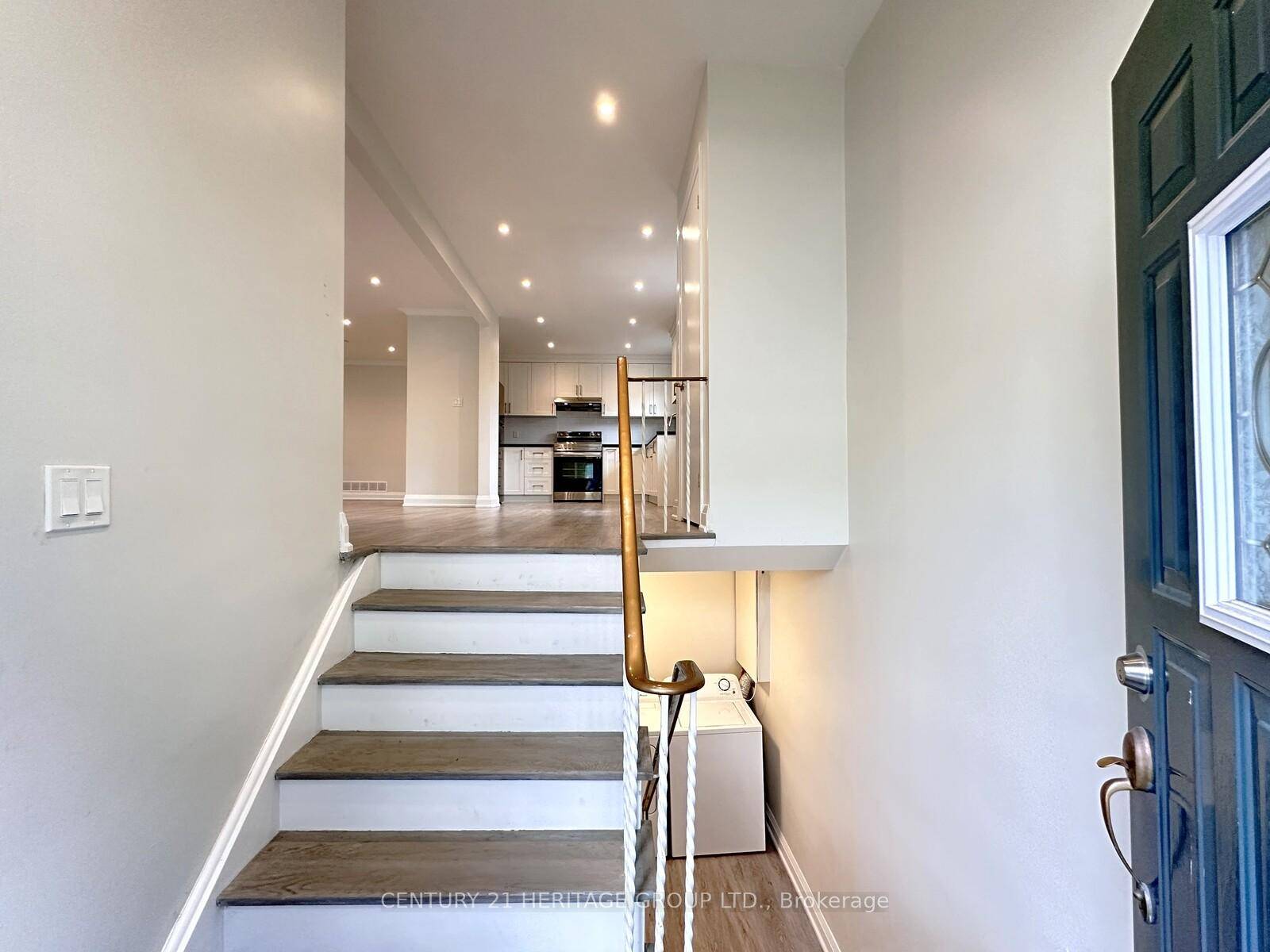 Opportunity To Live In This Upgraded Semi Detached Home In Desirable L'Amoreaux Community at Finch Ave.