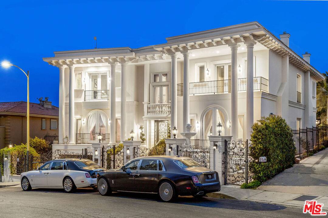 2229 Summitridge Dr 6BR Beverly Hills Post Office | B.H.P.O. La