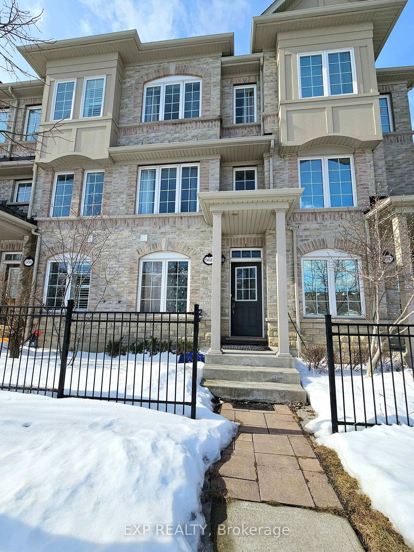 Beautiful Monarch Built Townhouse In Prime Location, 4 Bedrooms 4 Bathrooms, Bright amp ; Spacious, Very Practical Layout, Premium Hardwood Floor, Pot Lights, Modern Kitchen W Brand Name Stainless Steel ...