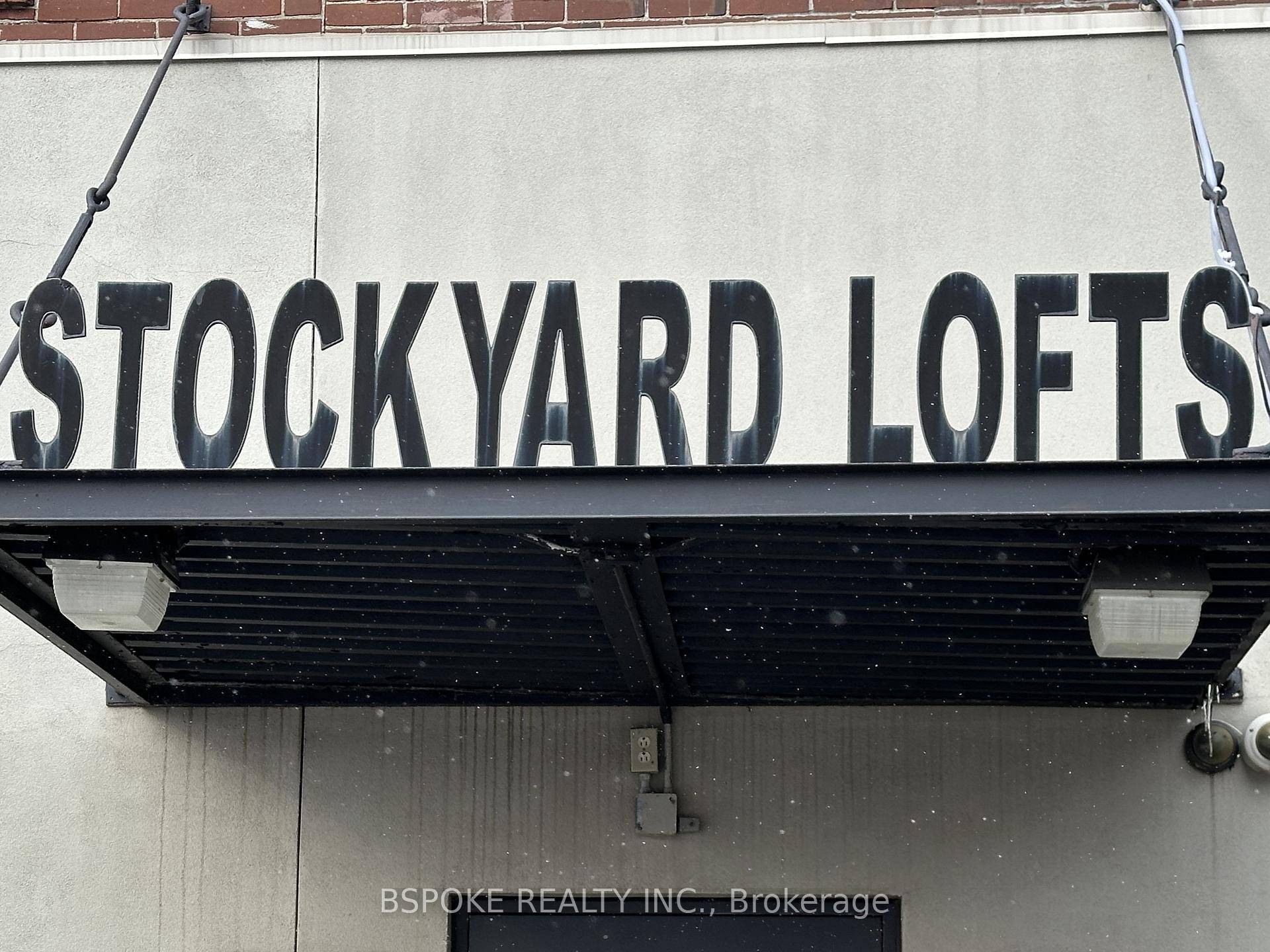 If youve been holding out for the real deal a true hard loft with character, space, and just the right amount of patina this nearly 1, 100 sq ft unit ...