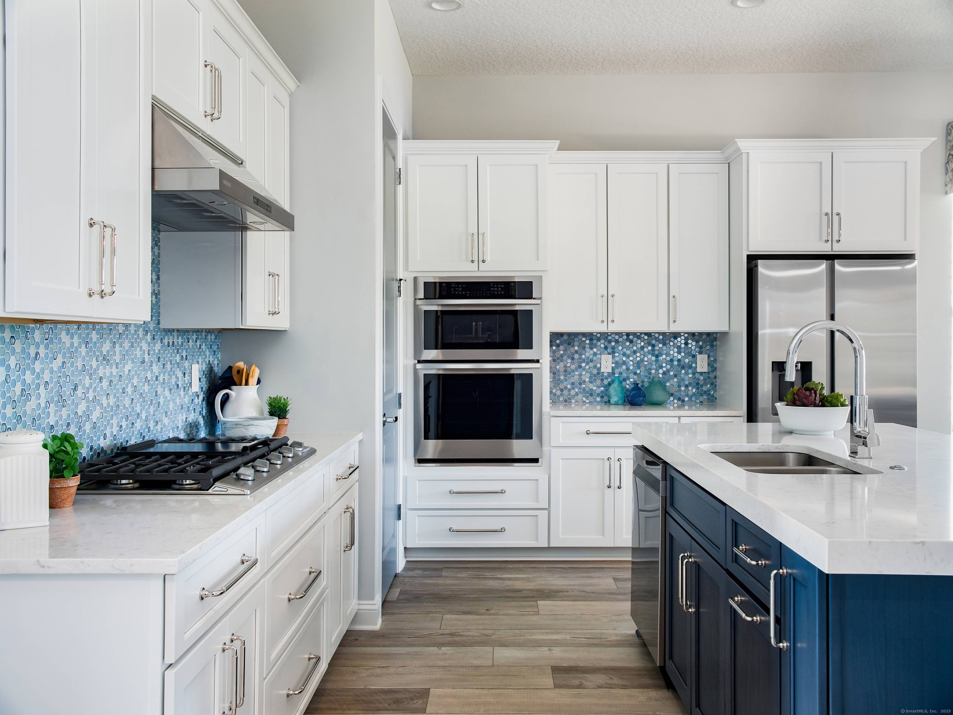 Exciting progress is underway on this stunning new construction home !