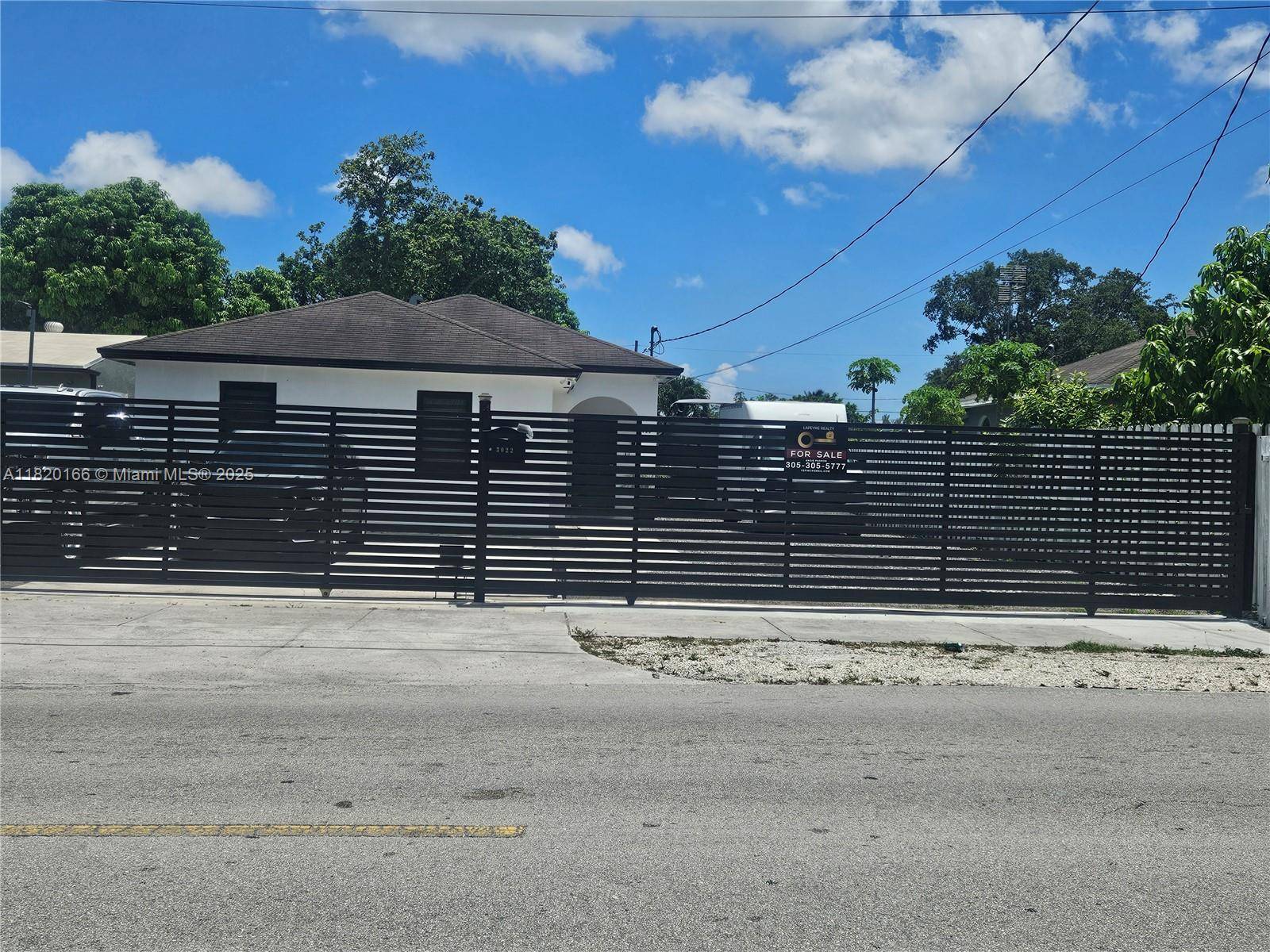 Tastefully remodeled property !