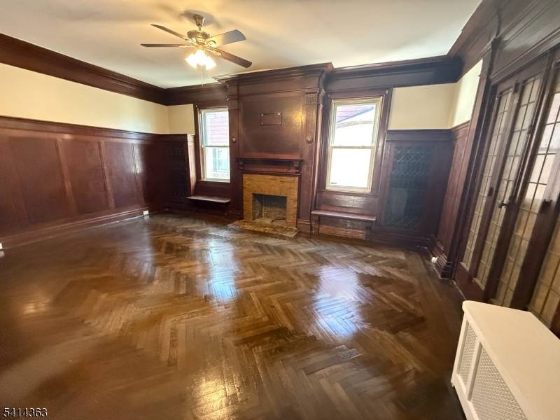 Entire house for rent, spacious 5 bedrooms.