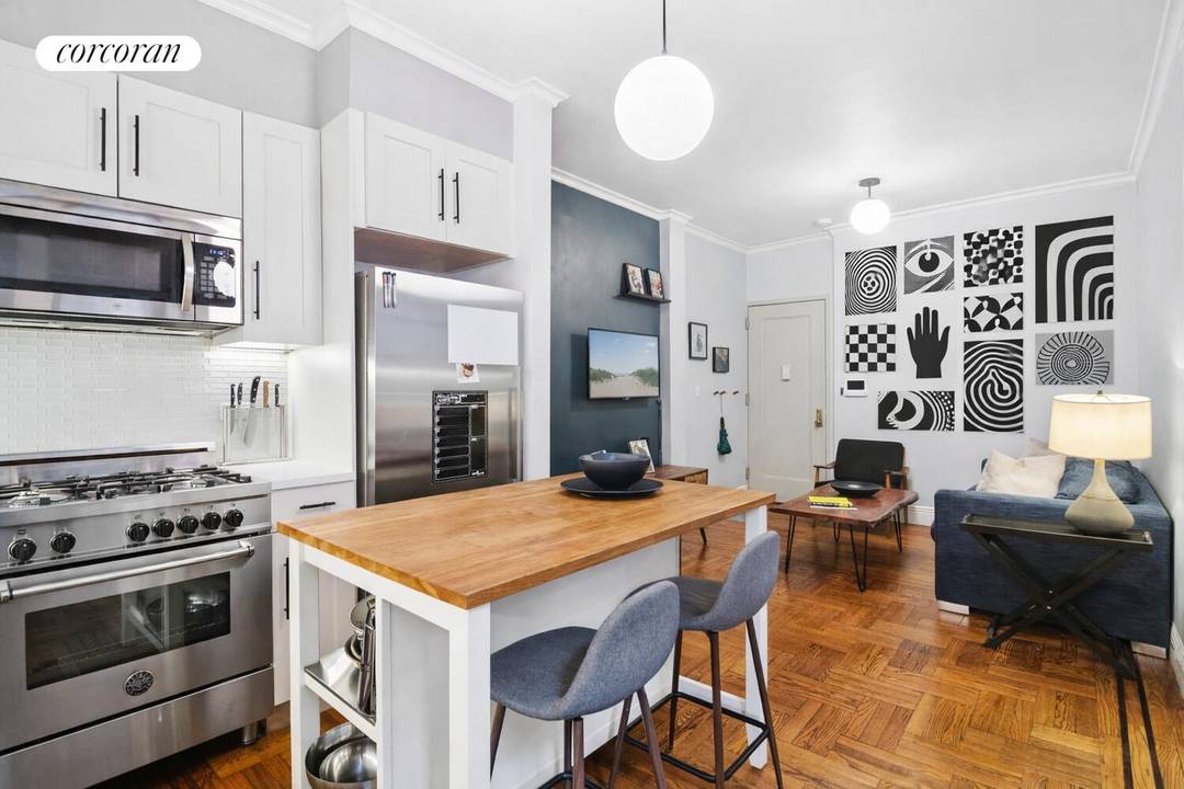 Presenting Astoria Lights four completely renovated pre war co op buildings that have been reimagined and reinvigorated with open, loft style floor plans, cutting edge amenities and sophisticated modern style ...