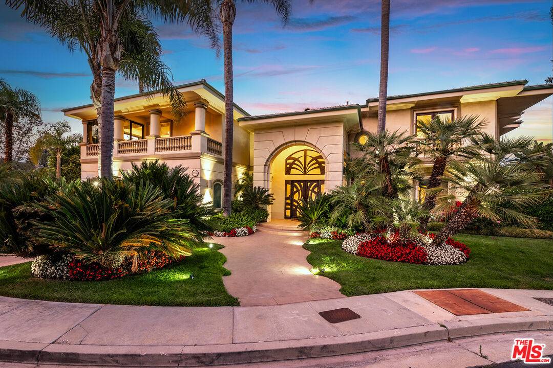 12145   Summit Ct 4BR Beverly Hills Post Office | B.H.P.O. La