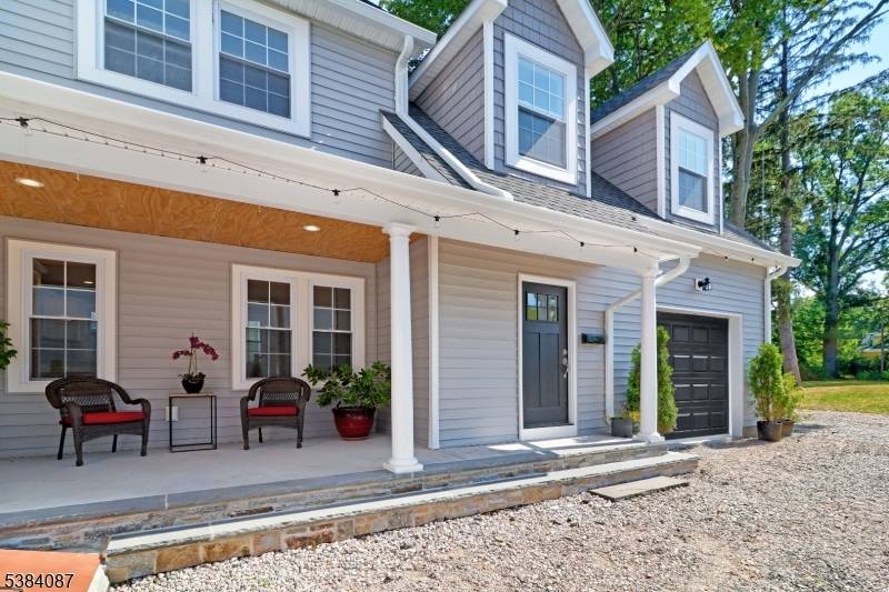 Brand new and private, this luxurious 2 bedroom, 1.
