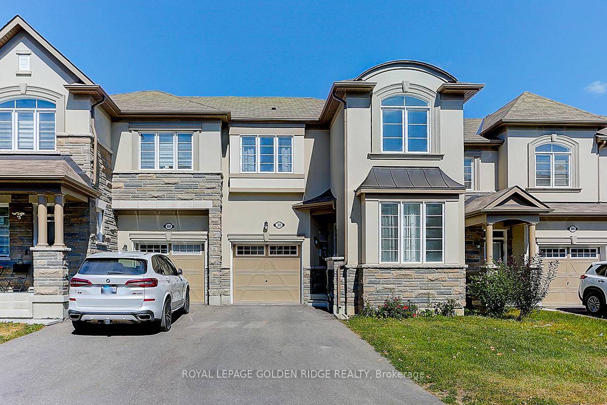 A Spacious Functional Two Story Townhouse Fits All Your Needs.
