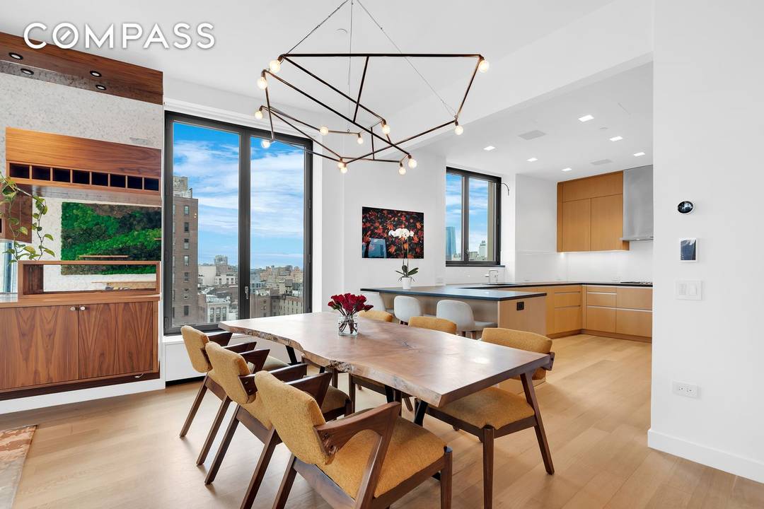 High Floor 2, 496 Sq. Ft.