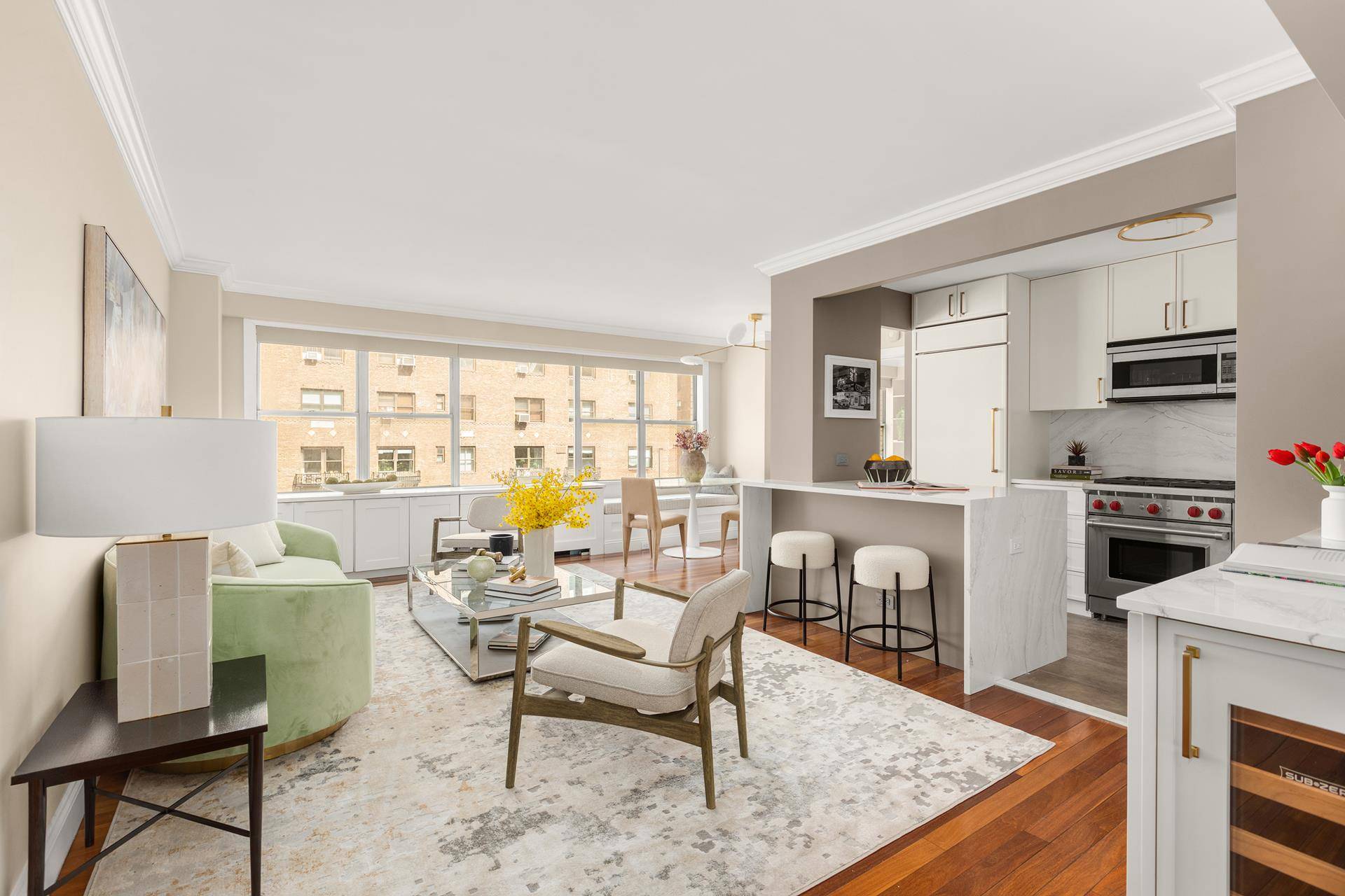 This spacious and newly renovated three bedroom, three bathroom home at The Belmont is set on a wide street in the heart of Lenox Hill.
