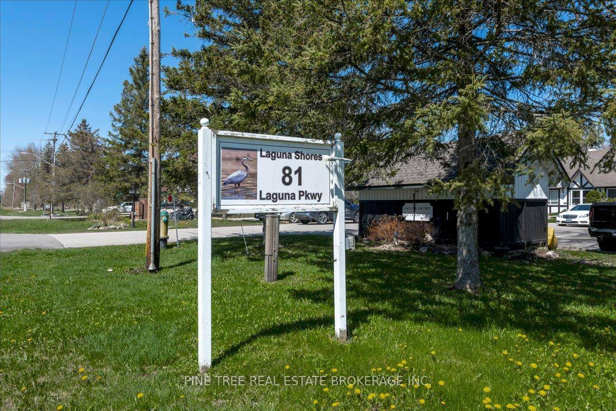 Lagoon City Waterfront Studio Condo Townhome On Gondola Lagoon.