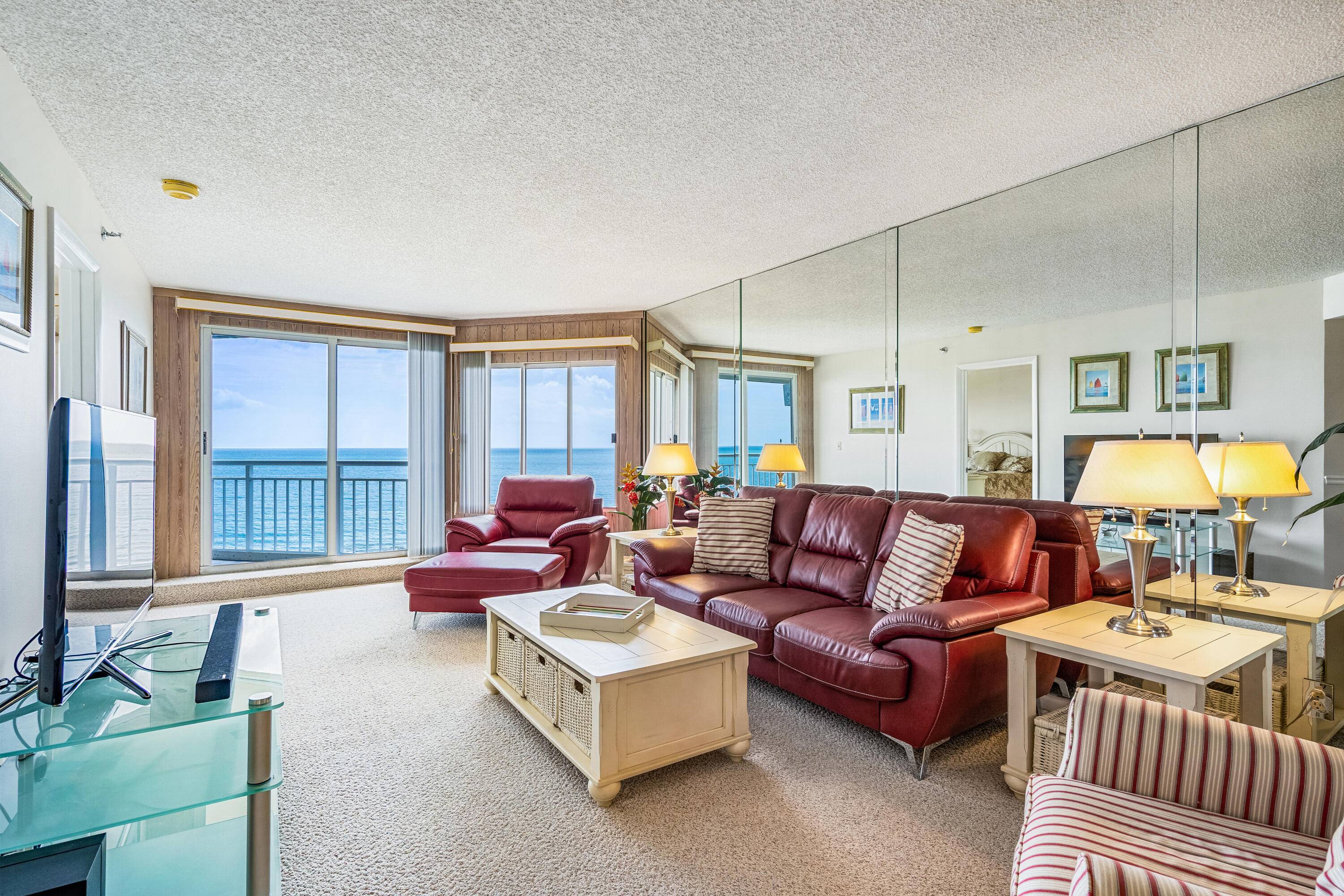 Beautiful 6th floor 2 bed, 2 bath unit with stunning ocean views !