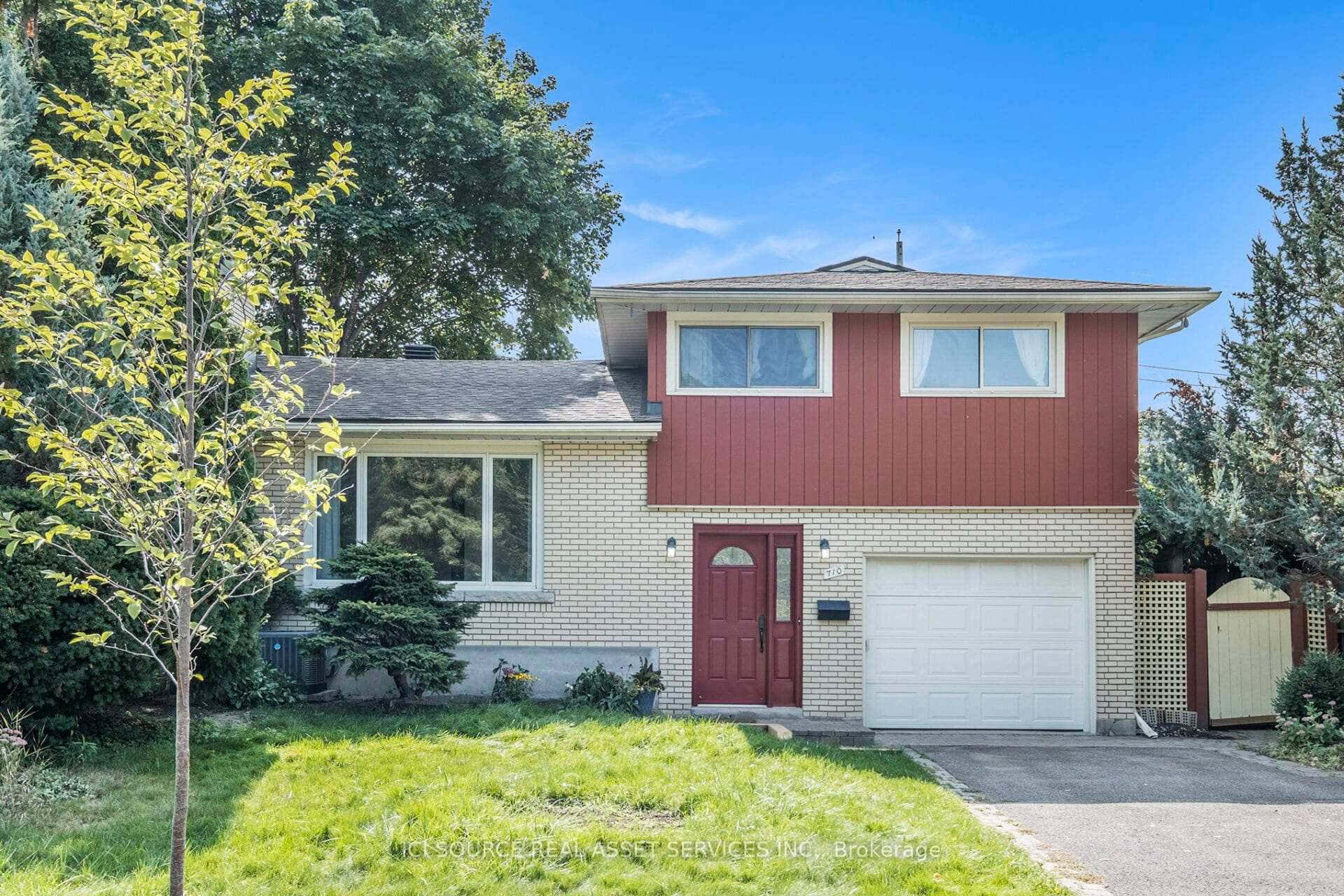 AVAILABLE NOW ! ! Welcome to 710 Sherbourne Road, offering a beautifully upgraded and spacious split level home in the heart of McKellar Park, directly across from the charming Tilbury ...
