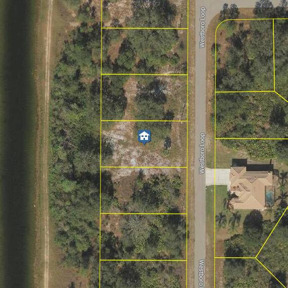 LOCATION LOCATION AWESOME CANAL LOT FOR SALE !