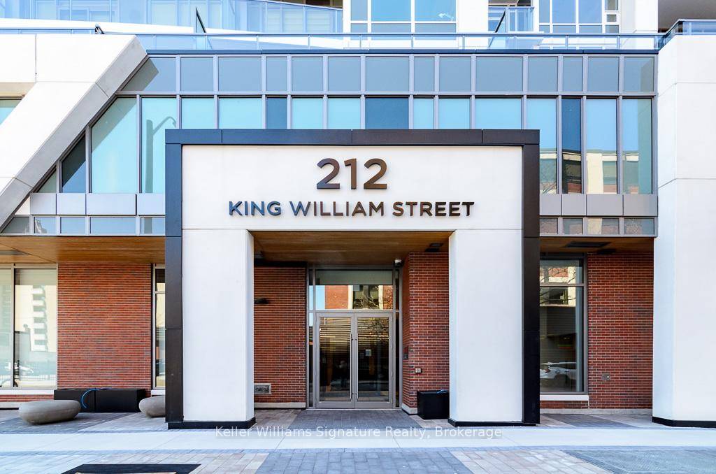 Kiwi Condo Fabulous Rosehaven brand new build downtown Hamilton.