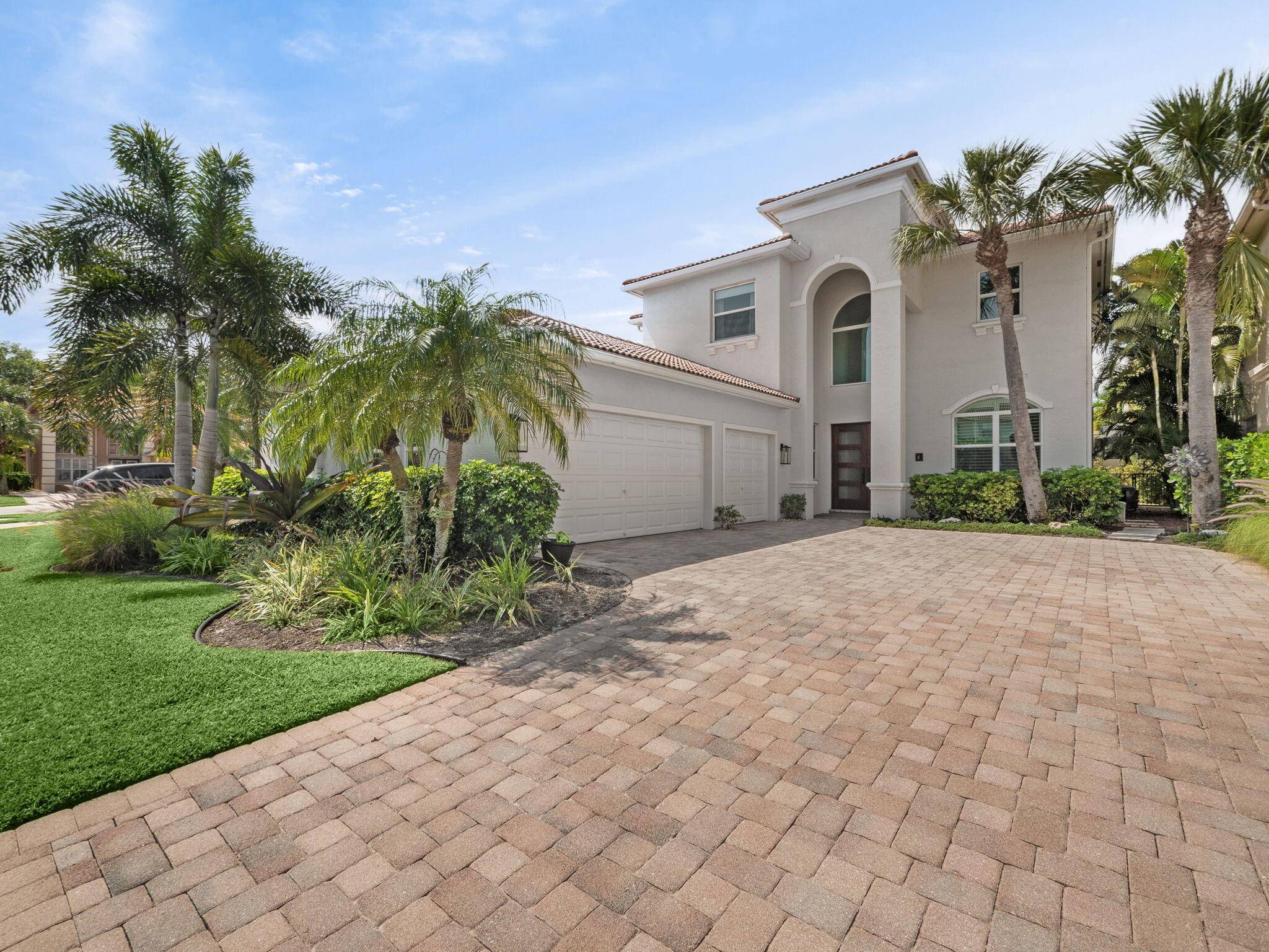 Located in the highly sought after gated community of Mirabella, this Laguna model is situated on a private cul de sac and offers 5 bedrooms, 3 full bathrooms and a ...