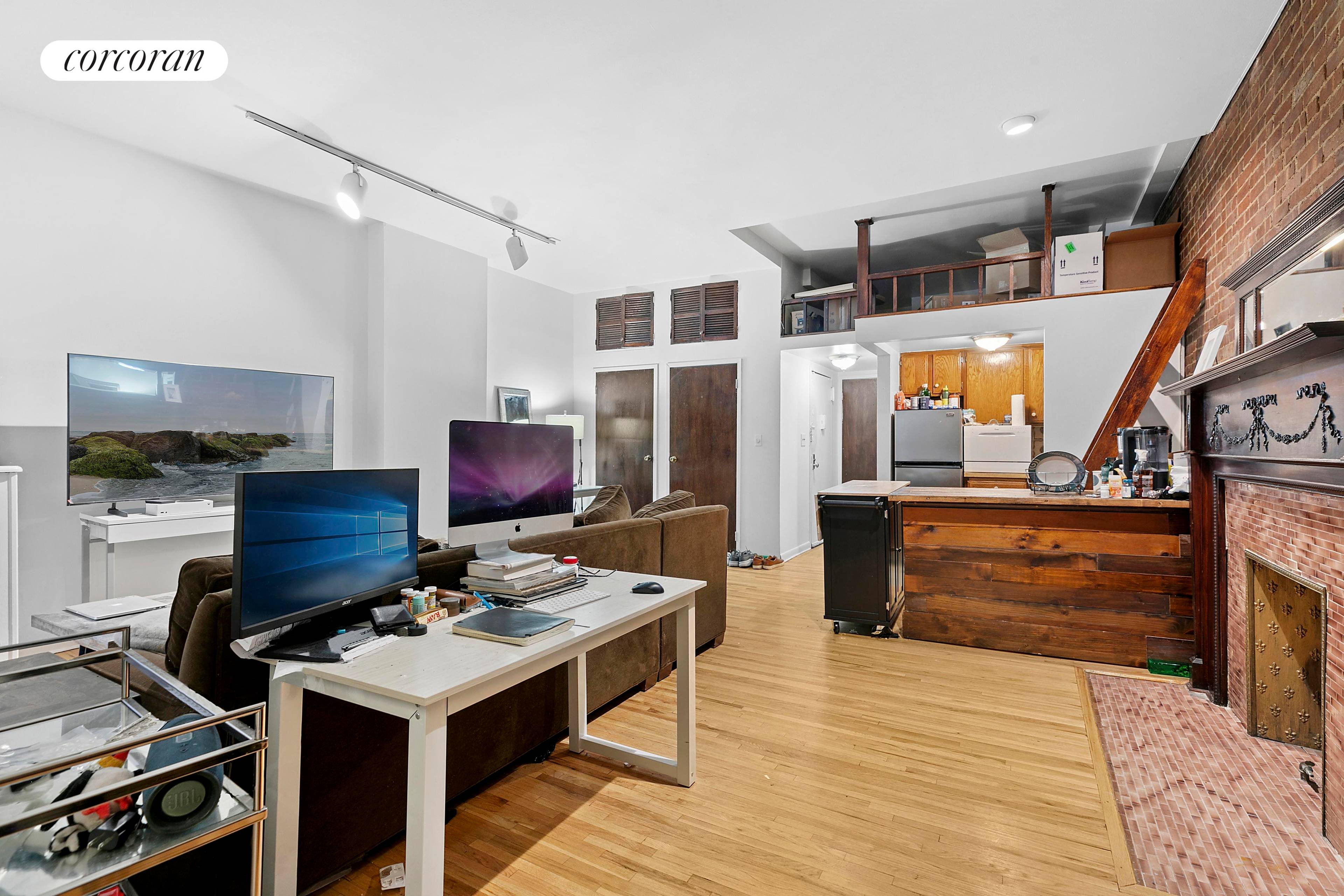 This stunning, landmarked townhouse is ideally situated less than half a block from Central Park and just a short stroll to the iconic Lincoln Center and vibrant Columbus Circle.