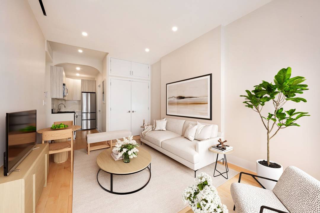 Fully Renovated Third Floor Residence Within A Historic Brownstone Off Central Park !