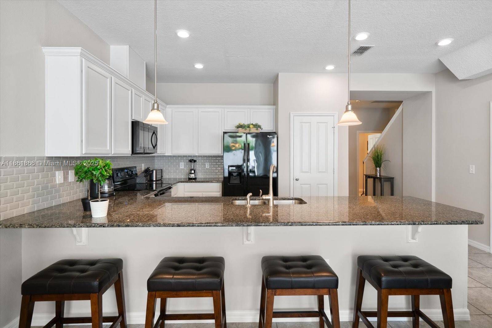 Compass Bay Resort, Kissimmee, is approved for SHORT TERM LEASE.