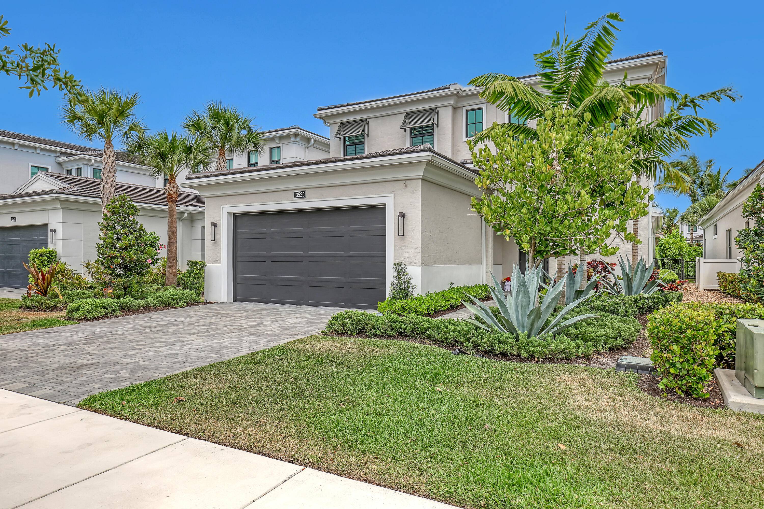 Spectacular Absolutely Georgeous, Sought after but Hard to Find ''El Greco'' model Home in the Luxurious Community of Artistry.