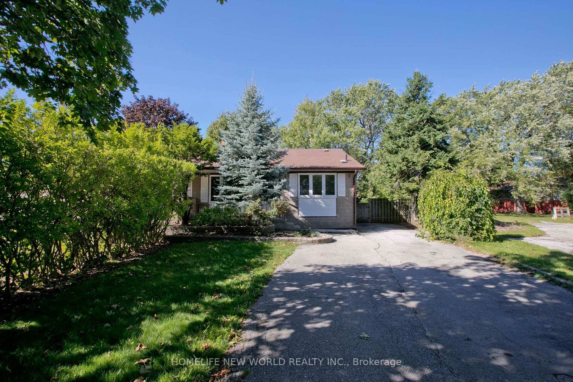 This Newly renovated semi detached bungalow house located in a friendly and quiet neighborhood in South East Ajax.