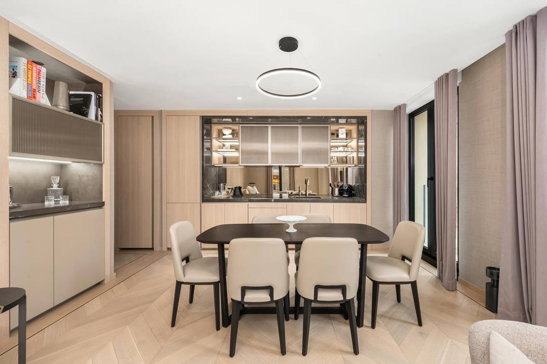 Residence 9A at Mandarin Oriental Residences Fifth Avenue Resale no Sponsor closing costs associated Welcome to a rare opportunity to live on Fifth Avenue in a fully furnished, expertly appointed ...