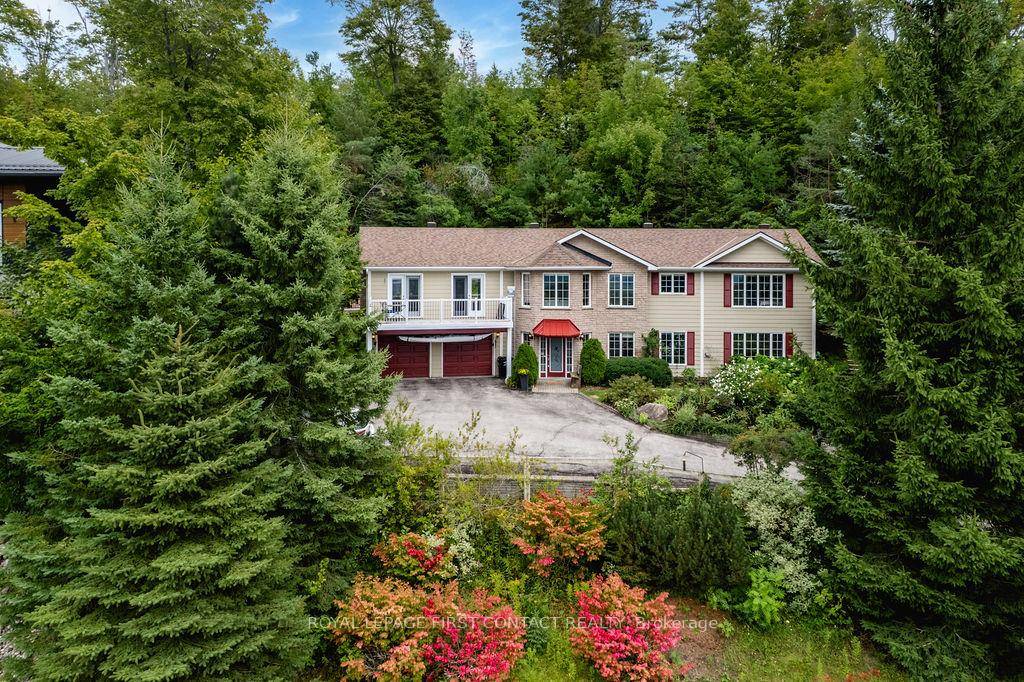 Perfectly placed on one of Horseshoe Valley's most prestigious streets, this radiant retreat offers over 3000 finished square feet with valley views and priceless sunsets that will take your breath ...