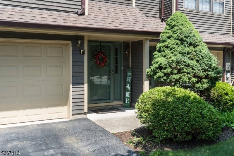 Wonderfully Appointed Completely Renovated Essex Unit, on 3 levels w all the updates you're looking for !