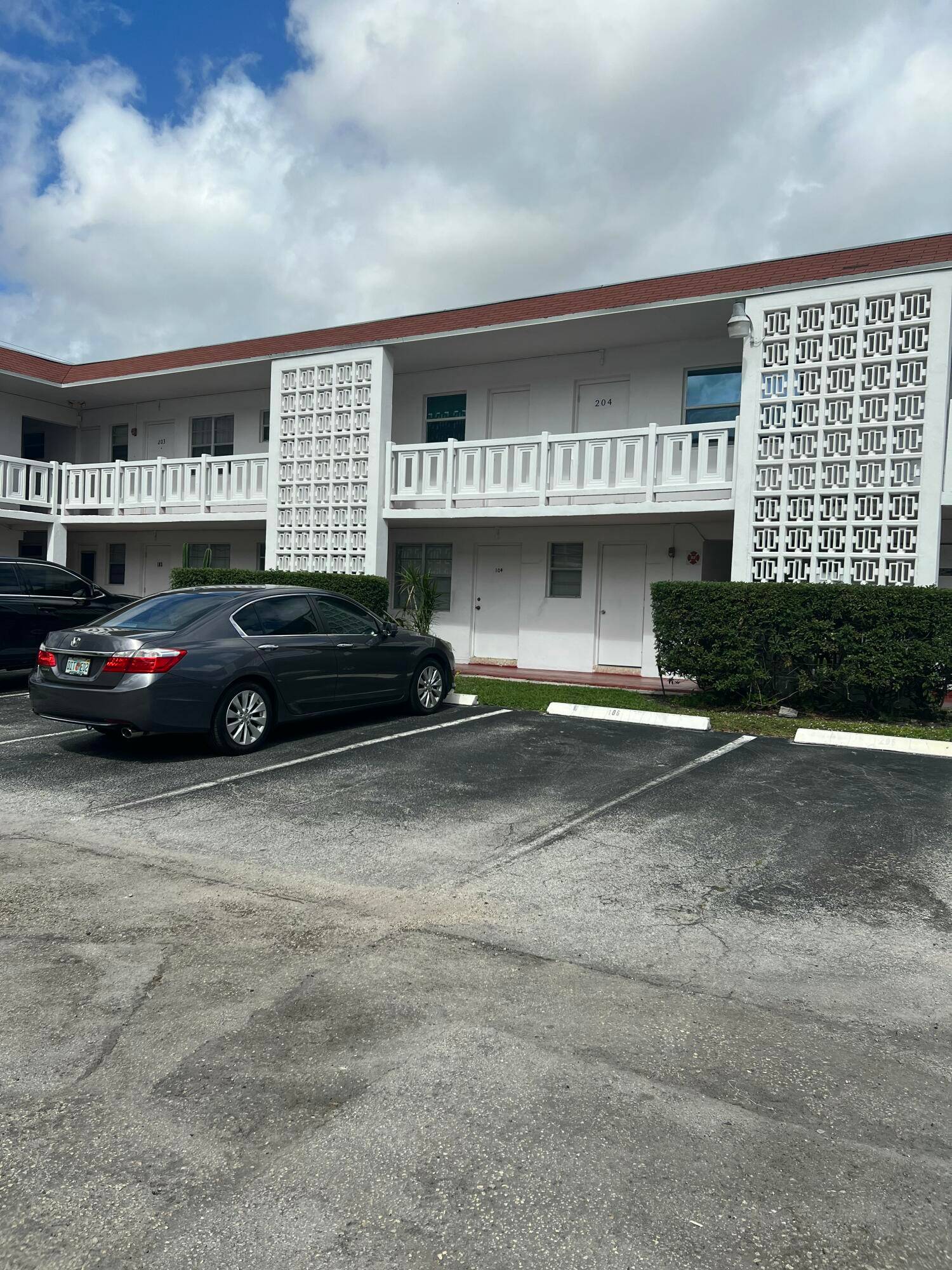 Prime Multifamily Investment Opportunity in the Heart of Lauderhill.