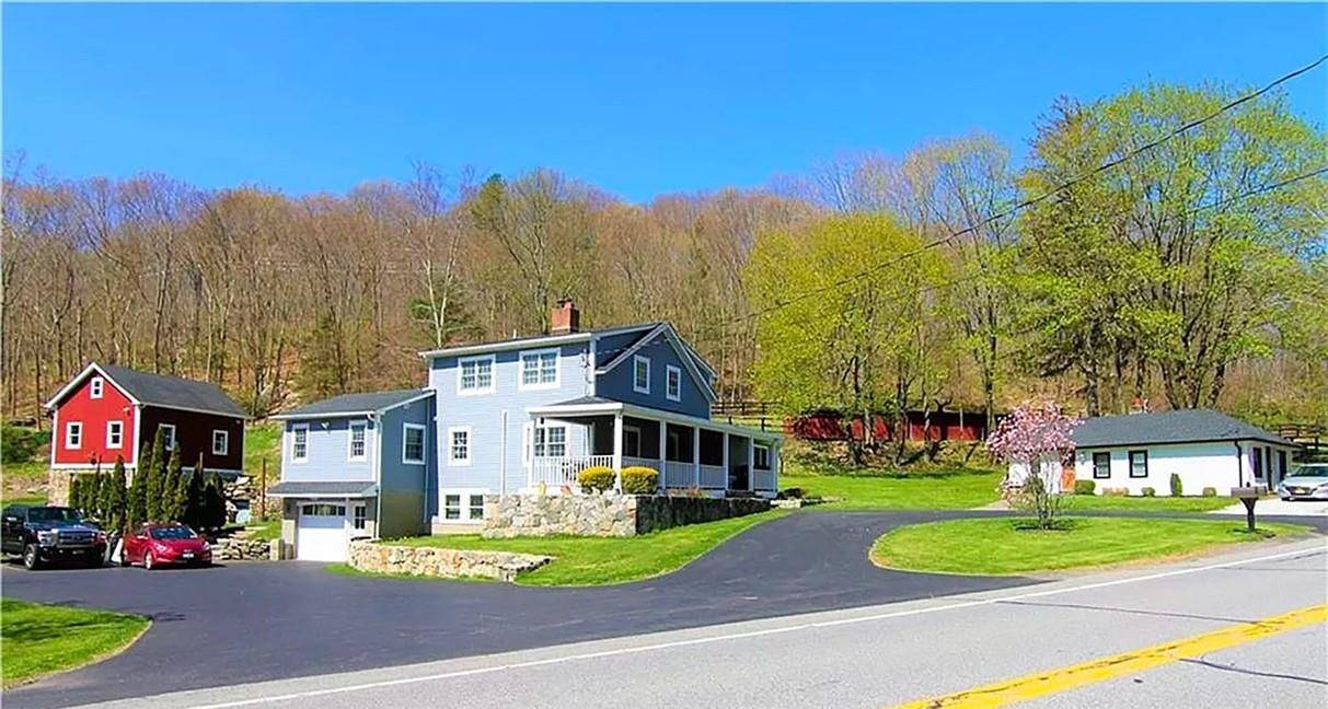 This unique Farmhouse offers a little something for everyone.