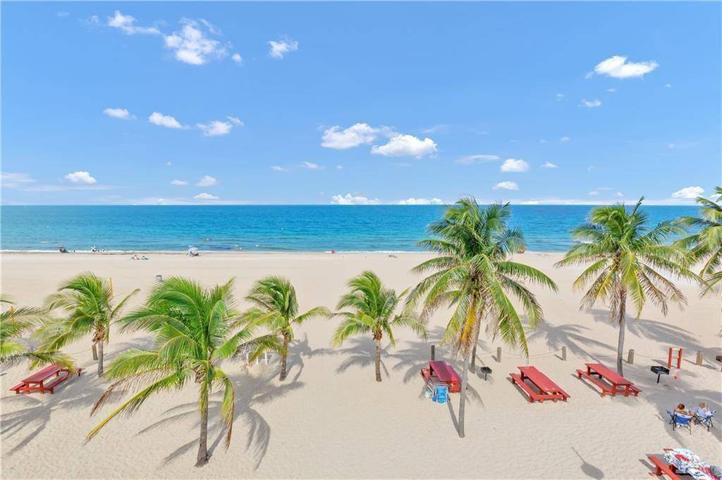 OWNER WOULD CONSIDER A 2 MONTH LEASE MINIMUM.