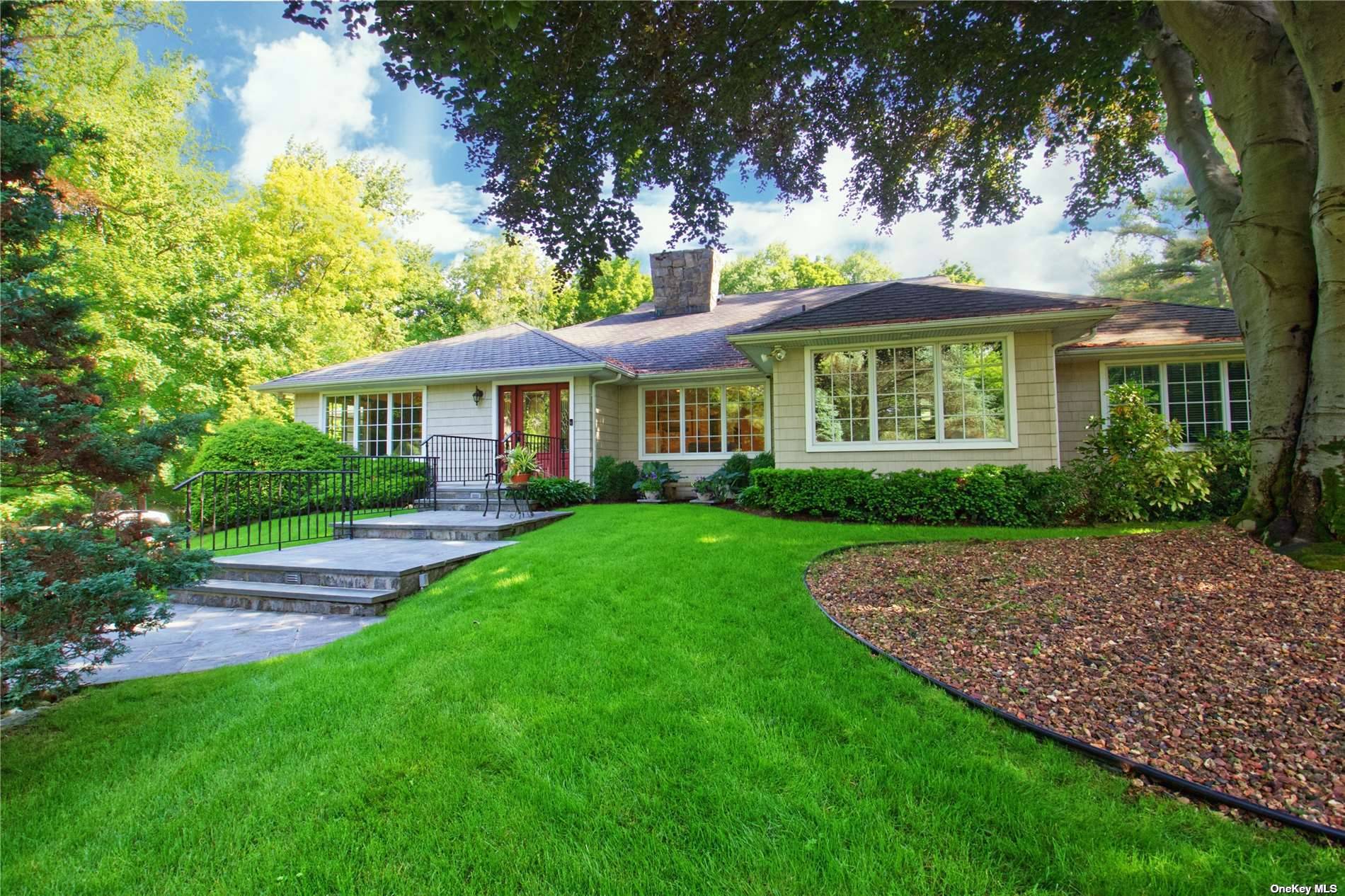 This property is a rare opportunity for luxury living, situated in the Plandome Mills section of the village of Plandome Manor.