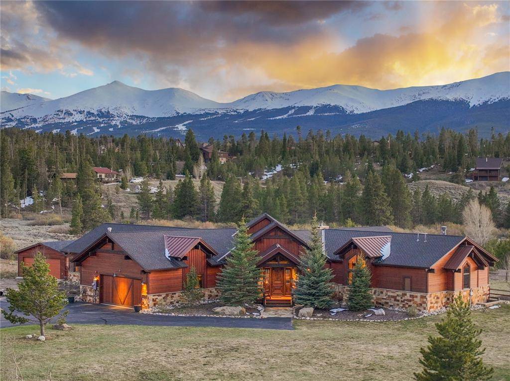 Incredible ranch style residence situated on 2 acres backing to open space on the Swan River.