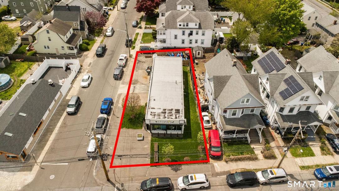 Position your business for success in the desirable Brooklawn neighborhood of Bridgeport.