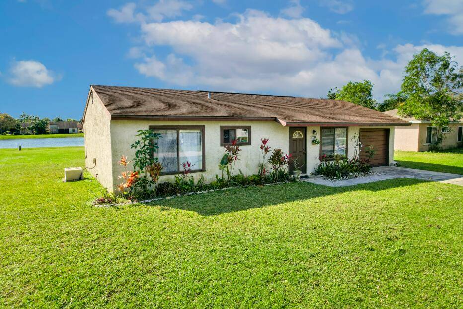 Discover serene living in this rare, cozy, 2 bed, 1.