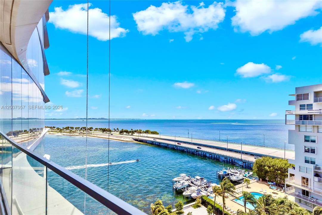 Your Luxury Waterfront Resort Lifestyle Living at UNA Residence.