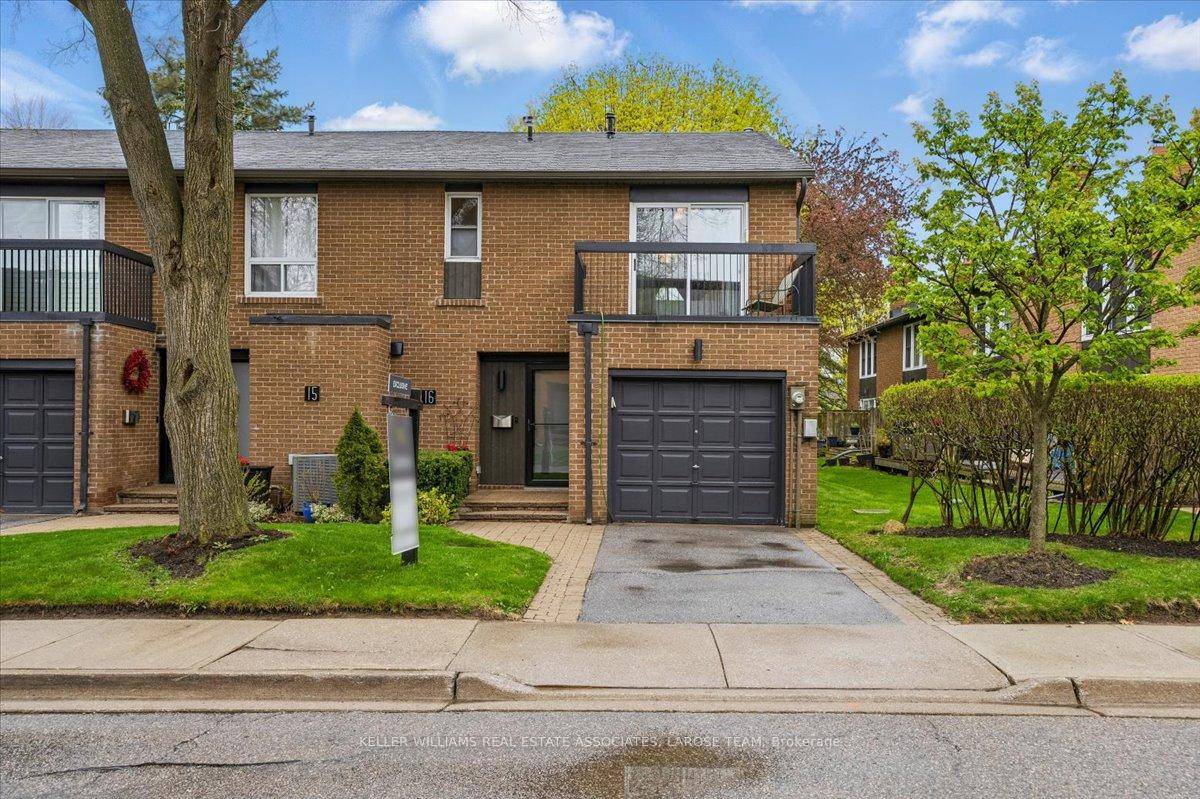 Welcome to an immaculate 3 bedroom, 2.
