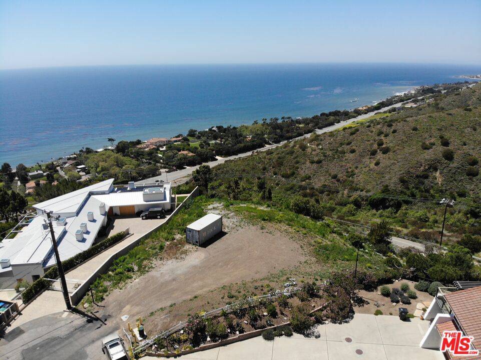 32933   Calle De La Burrita Malibu La