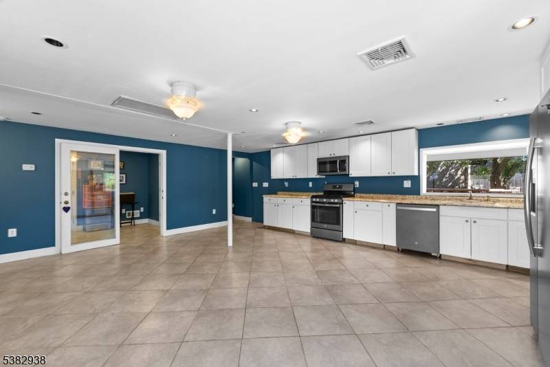 Prime Mixed Use Opportunity in the Heart of New Milford Welcome to 243 Main Street, a rare mixed use building offering the perfect blend of residential comfort and commercial visibility.