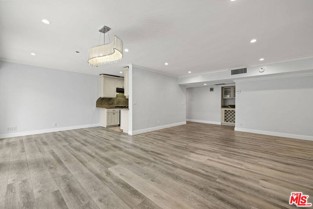 423 S Rexford Dr 3BR Beverly Hills La