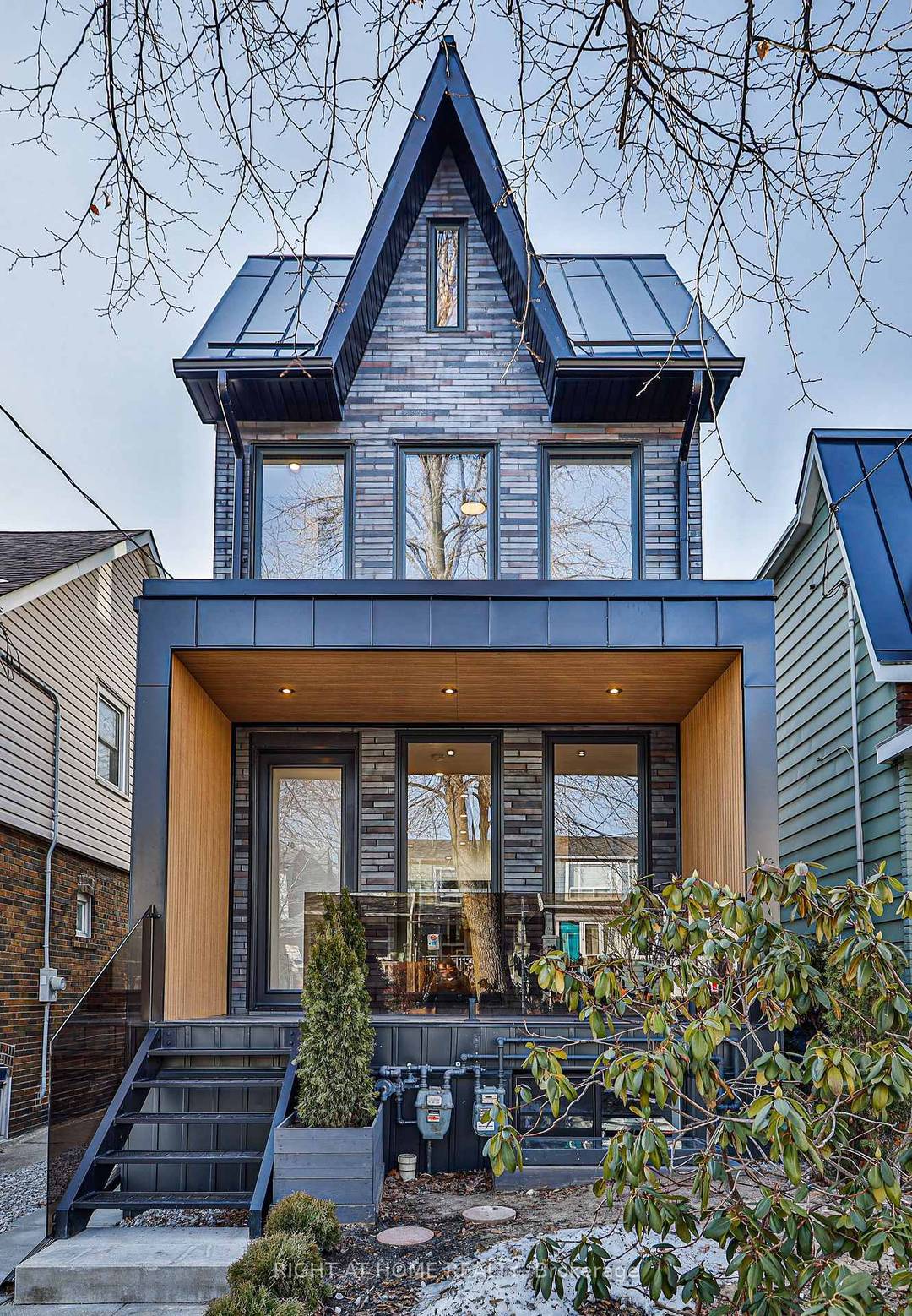 Rare opportunity on the Danforth !