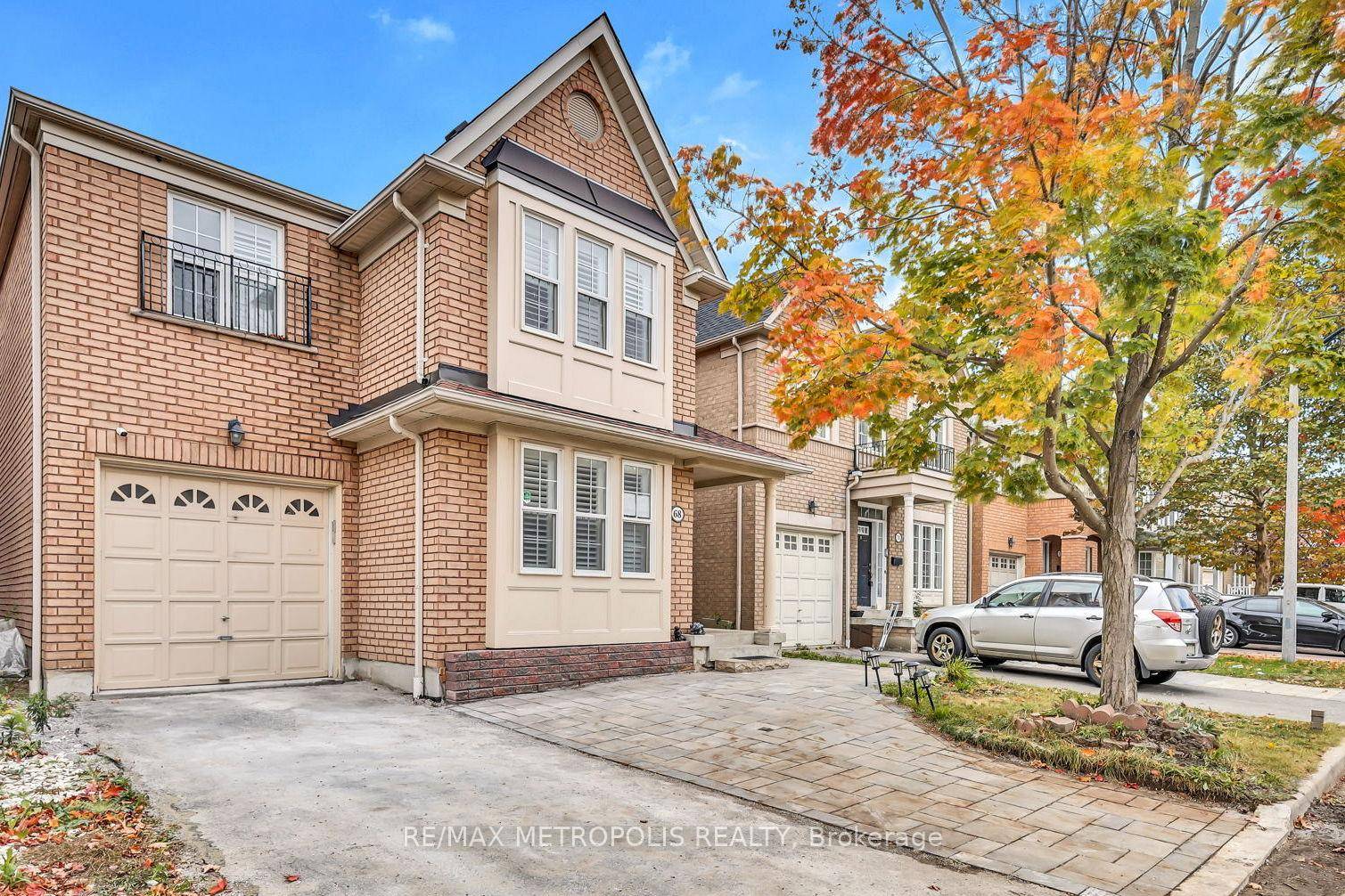 Legal basement Apartment offers a two bedrooms, a well equipped bathroom, comes with one Parking spot, pot lights and Ensuite laundry.