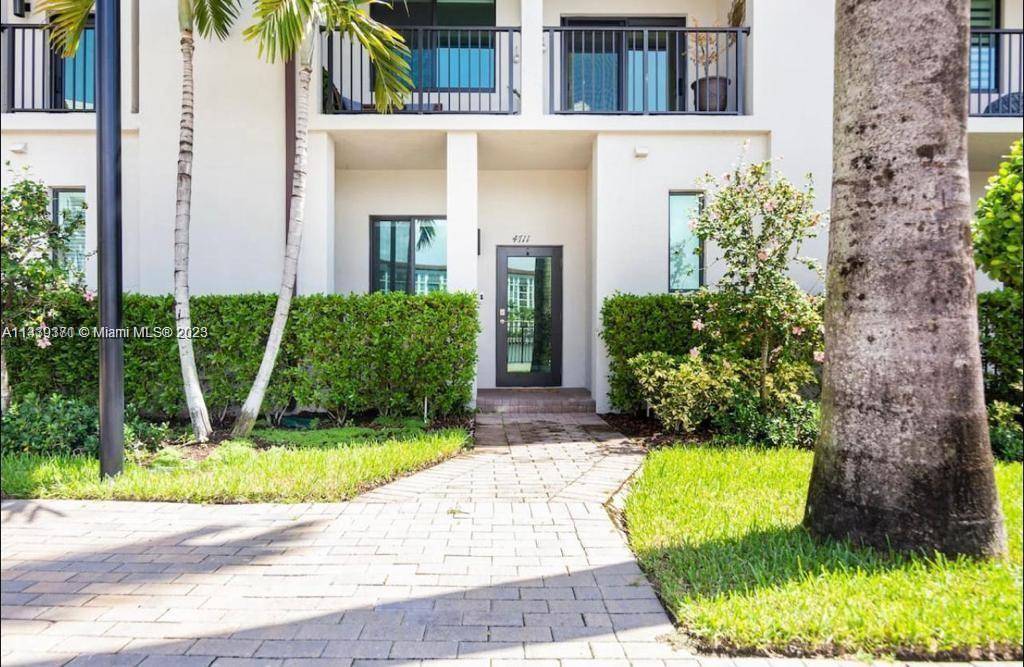 A stunning, 4 story, 3, 755 square foot townhome PRICE TO SELL, Model LA features 3 bedrooms, 3 baths, 2 powder rooms, a media room, skyview terrace, private elevator, 2 ...
