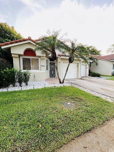 Beautiful villa in the Fairway Views.