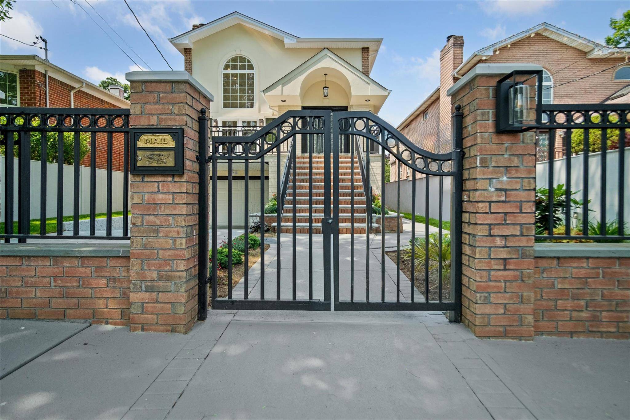 Welcome to this fully newly renovated and expansive luxury single family home located in the prestigious Hollis neighborhood, just steps away from Cunningham Park your own natural oasis and green ...